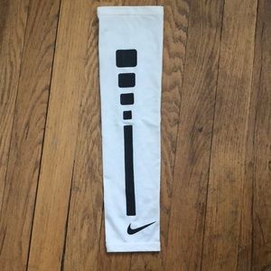 Nike White Basketball arm sleeve.